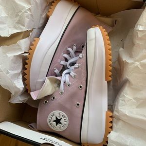 Converse Run Star Hike Pink High Tops
